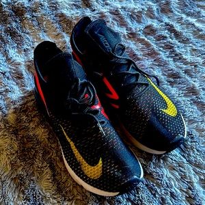 Nike Flyknit 270s in Black and Orange